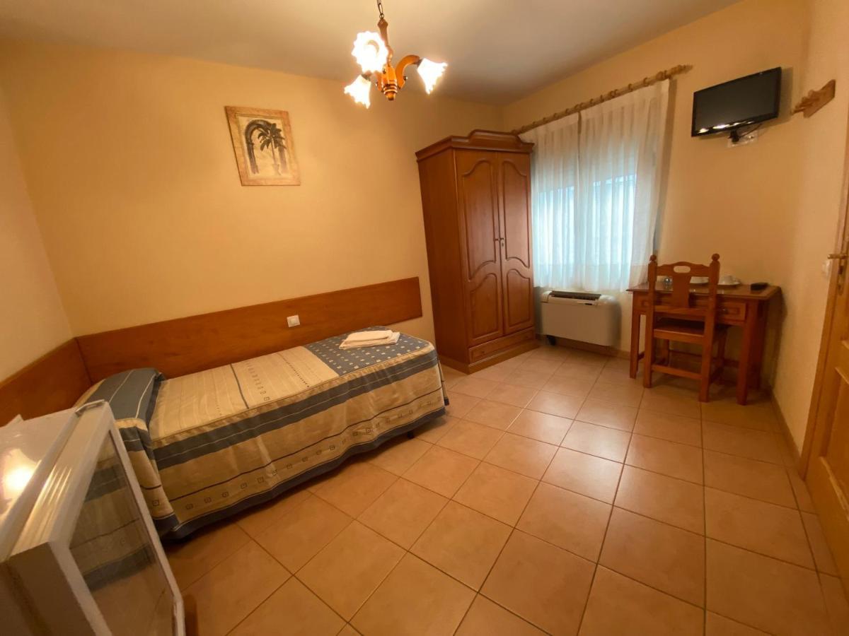 Hostal Jose Mari Ciudad-Rodrigo Kültér fotó